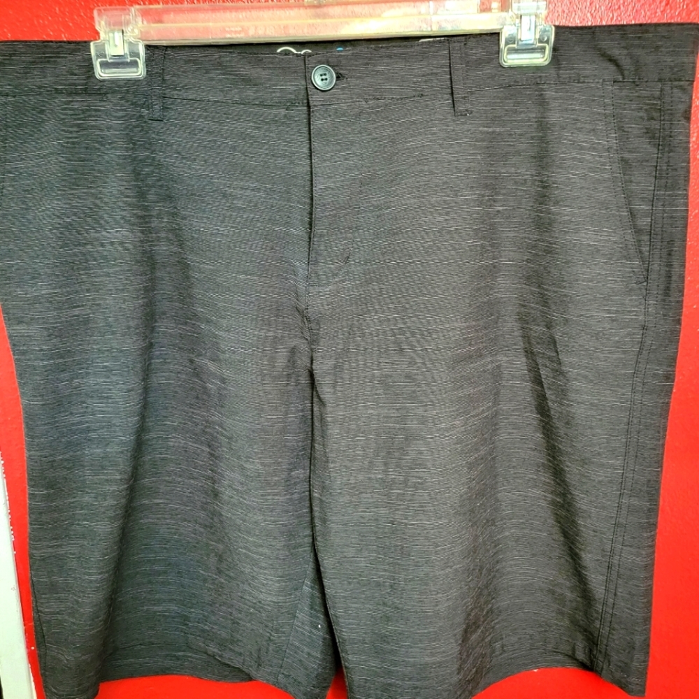 Men's OP  Black and Gray 4 Wsy Stretch Size 42  Shorts